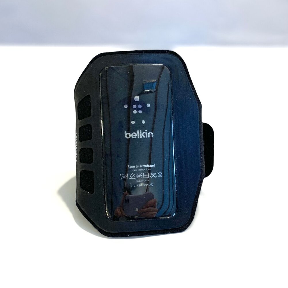 New, Never Been Used Belkin Strap-on Sports Armband IPDTF8W149AE